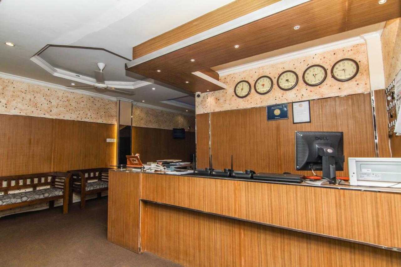 Hotel Oyo 112 Al Manaal Residency Colombo Exterior foto